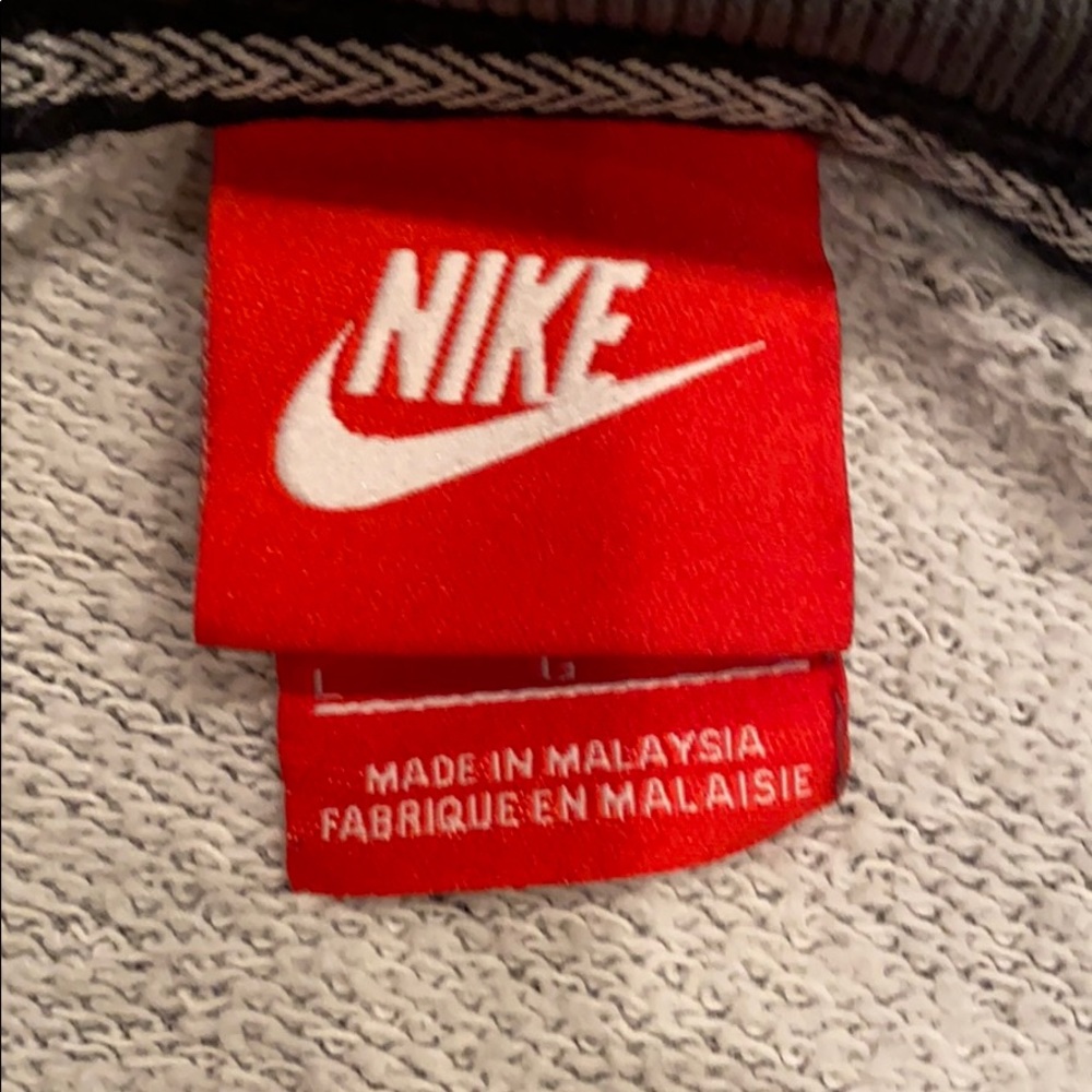 Nike Leopard Sweatshirt - Picture 2 of 3